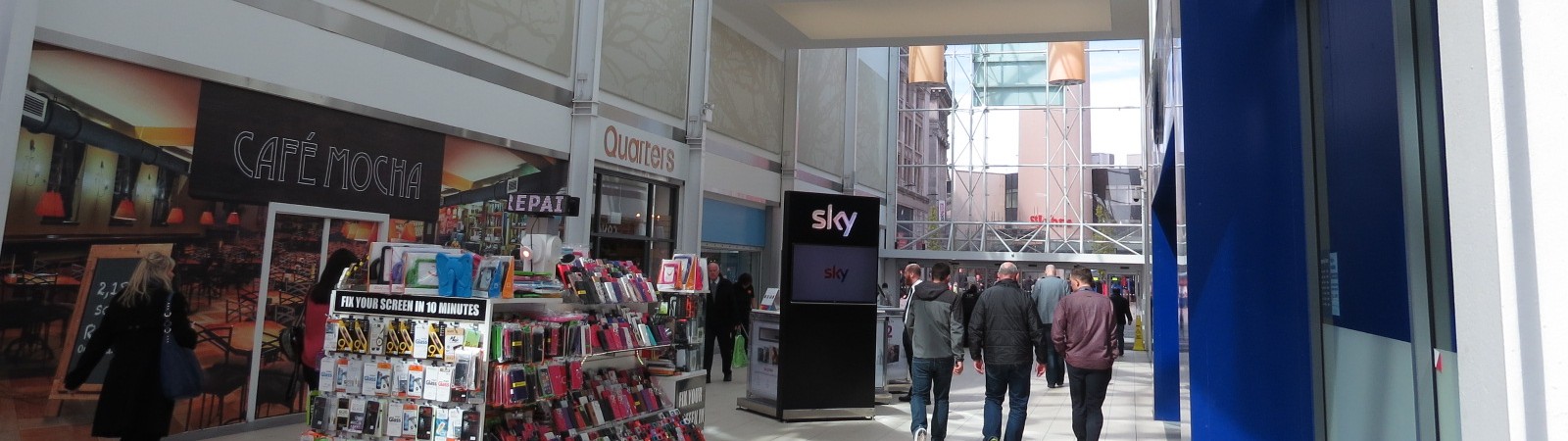 Banner stores Clayton Square